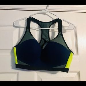 Victoria Secret Sports Bra